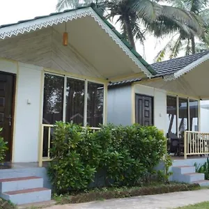 Molly's Nest Resort
