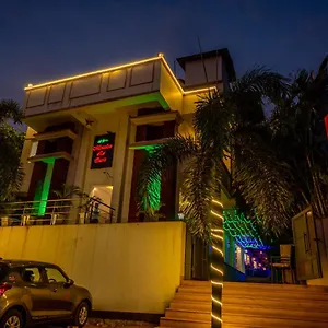 La Oasis By Meraden ,goa Andzsuna