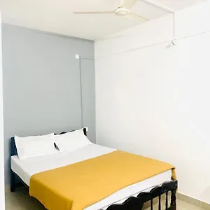 Blueline Homes Bed & Breakfast *