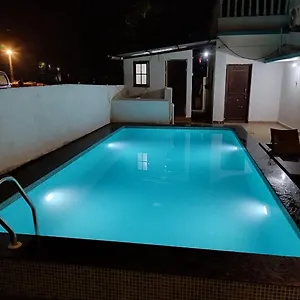 Casa De Rocks