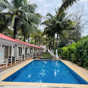 Arabian Sea Hotel 3*