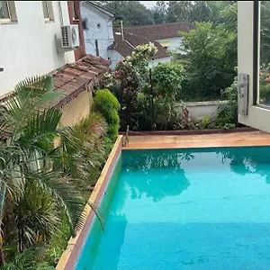Ronnie's Blue Lagoon 3bhk