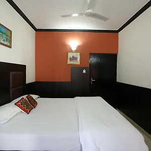 Oyo 170 Orchid De Hotel GOA