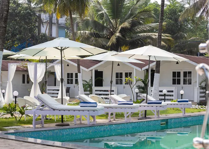Stone Wood Village Resort, Morjim photo