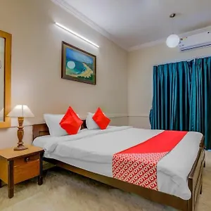 Club Wave And Sea Otel
