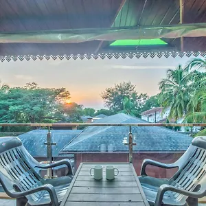 リゾート The Village Beach Resort *