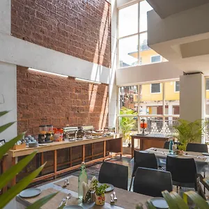 Derive By Amor Hotel
