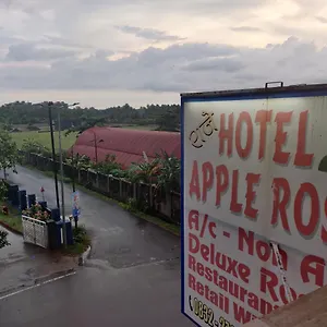 Apple Rosa Hotell 3*