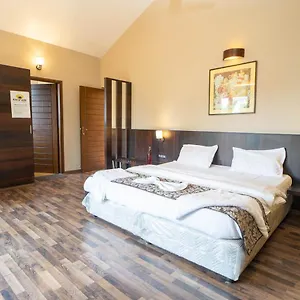 Aveeno Villas & Calangute, Saligaon