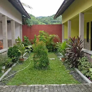 Guest house Losmen Tut Wuri 2 Kretek