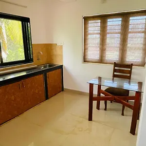 La Costa Residency Hotel 3*