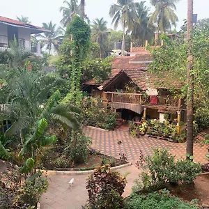 Agusta And Guest house