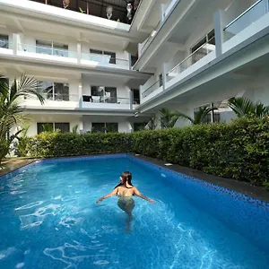 La Vera Boutique Hotel, Мандрем