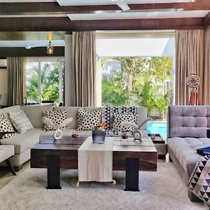 Rehmyra - 3br Lux W/ Private Pool, Assagao