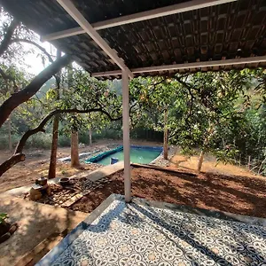 Holiday home Shakuntala Farmhouse
