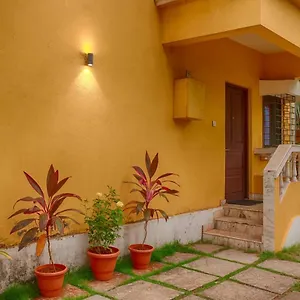 别墅 Casaamarelo-3&6bhk-fullyaircon-wifi-candolim-beach500m Aguada