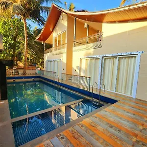 Adrista Divine Bed & Breakfast *