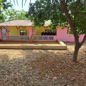 Talpona Homestay *