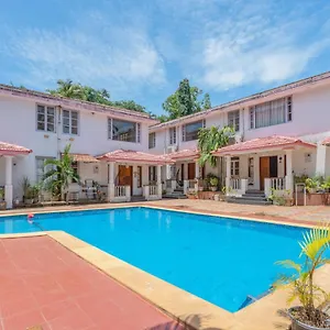 Paradiso -2bhk With Pool-vagator By Staymonkey