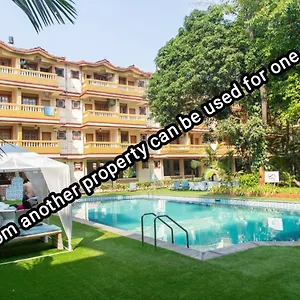 Quirky Stays - *