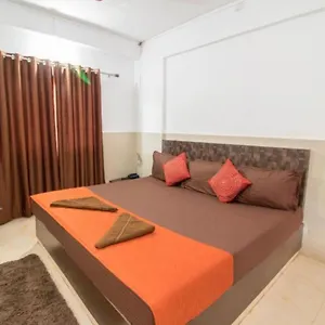 Grg Traveller Hotel