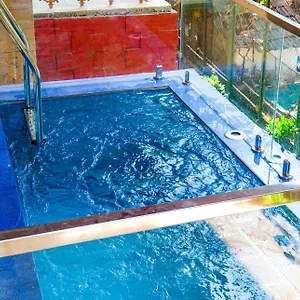 360 Bliss Dia * Nerul (Goa)