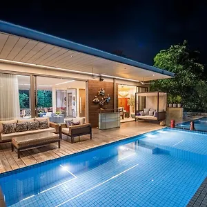 Avior By Hireavilla - 4br With Private Pool In Parra