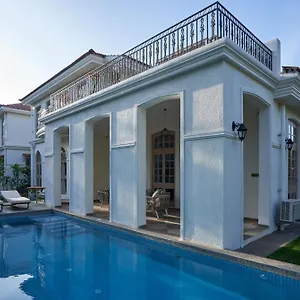 Lohonostays Aurelia E Villa *