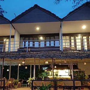 Seascape By Sapphire Hotel 2*