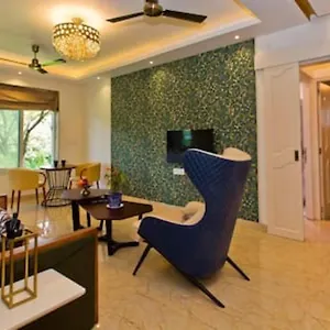 Luxurious With A Pool Near Candolim 12