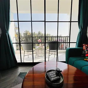 Artistic Zenzone 1bhk Near - North Goa Apartamento