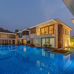 Staymaster Casa Mancurad Big Pool 3bhk Vagator *