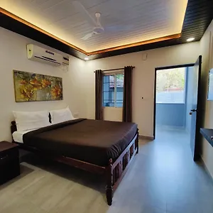 Pensión Kevin's House By Travelkrafts Anjuna