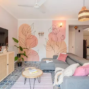 Pink Lemonade 1 Bhk Pool Nr Thalassa דירה *