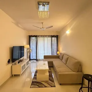 Apartment Elegant 2 Bhk, Pool Front, Zennova