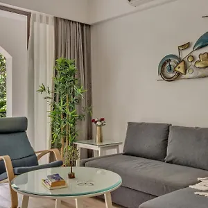 Apartament D'retreat 1bhk By Tisyastays *