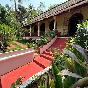 Tropical Riverside Heritage Holiday home Mapusa