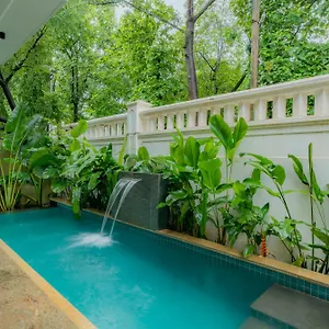 Elivaas 4 1 Bhk With Pvt Pool - Amado Shai