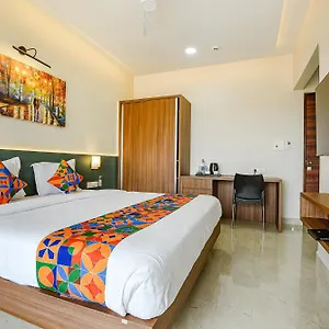 Hotel Fabhotel Prime Swarnam, Old Goa
