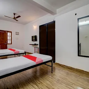 Oyo Flagship 81059 Villagrande By Emmanuel Hotel