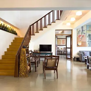 The Artist's House By Vaayu Villa