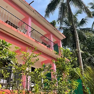 Pogo's Mountain House - A Part Of The 12 Monks Family