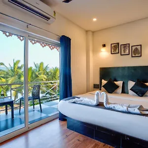 Hotel Vaggi's Place 2*