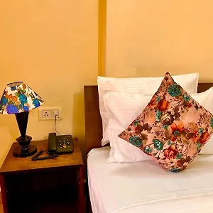 Hotel Shivam Near Hard Rock - Add- Naika Vaddo Close To Saldana Calangute