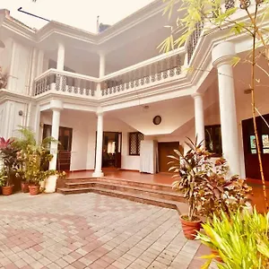 West Valley Villa, Casa Bliss *