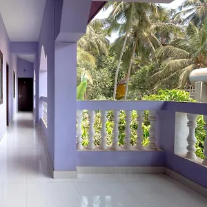 Hotel Spot On Ps Guest House Calangute