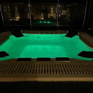Elite Residency Lodge *