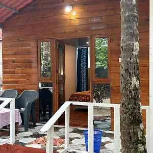 Coconut Grove Palolem * Canacona