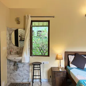 Cute At Portuguese By Goaround Homes *