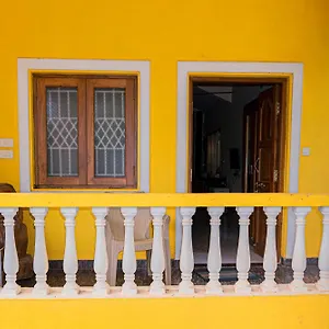 King At Portuguese By Goaround Homes Anjuna